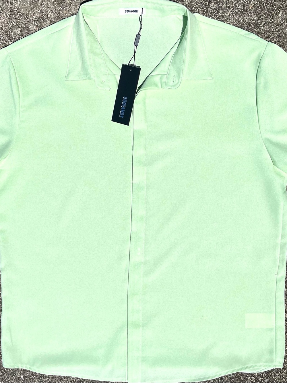 COOFANDY Men's Casual Button-Down Shirt in Light Mint Green